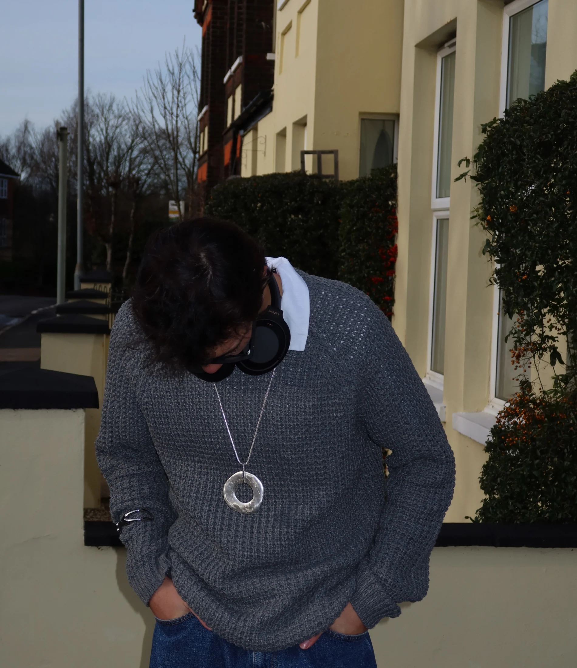 DELILAH PENDANT NECKLACE - Image 4